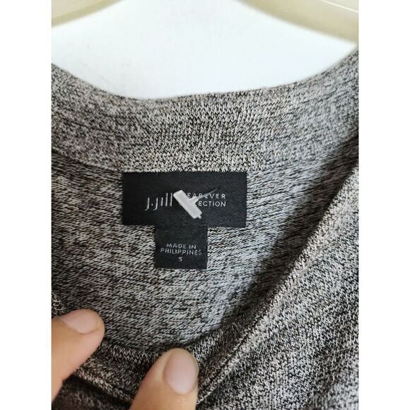 J.Jill Wearever Collection Heather Grey 2 Piece Top + Pull On Skirt size Small - Picture 2 of 8